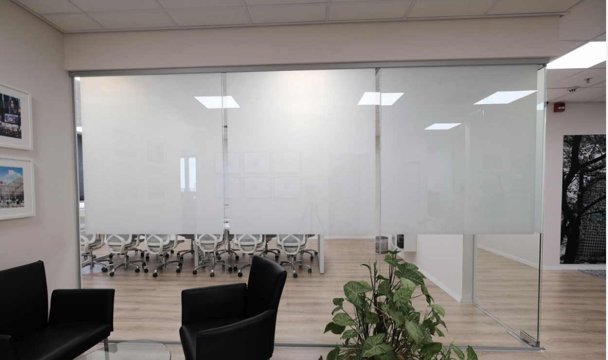 vela smart indoor glass privacy film after