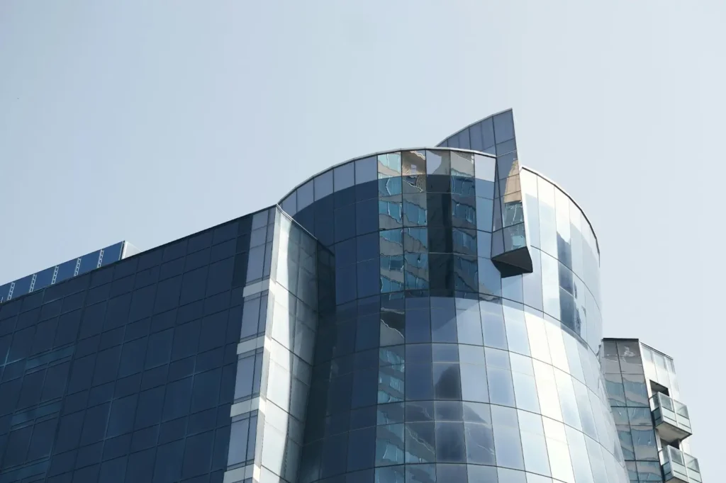 a complete guide to installing window film in commercial buildings3